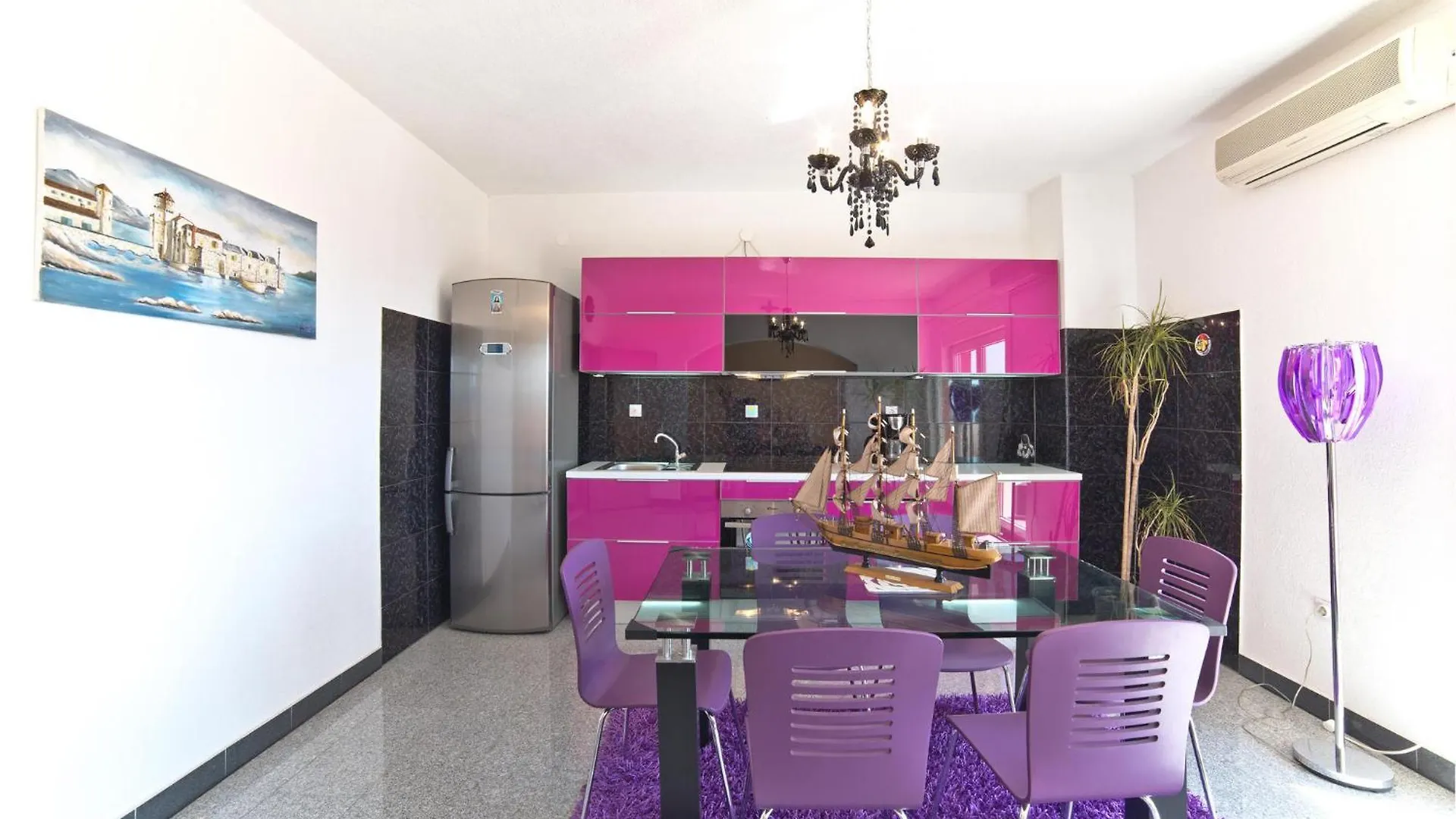 2 Bedroom Lovely Apartment In Kastel Gomilica Kastela Croatia